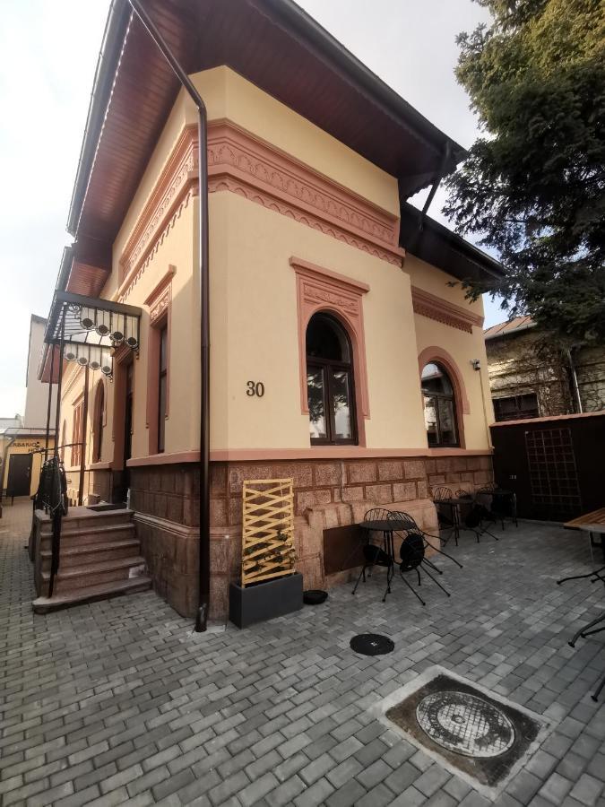 Ferienwohnung Erbario House Bukarest Exterior foto